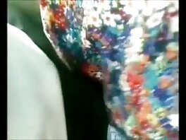 Възбудена немска милфа с големи силиконови цици прецакана куче porno klipove za pari