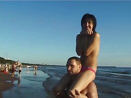 Италианско porno клипове тийнейджърско трио
